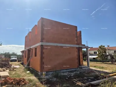 House for sale in Umag, 207,9 m² - 2