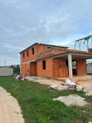 House for sale in Umag, 207,9 m² - 3