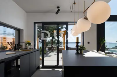 ZADAR, STARIGRAD - Luxury villa 100 m from the sea - 19