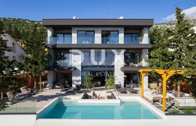 ZADAR, STARIGRAD - Luxury villa 100 m from the sea