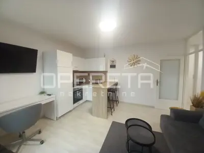 Wohnung 36 m², Trešnjevka - Sjever, 2-Zimmer mit Balkon - 3