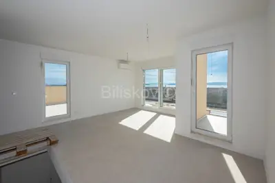 Wohnung 122 m², Kaštel Novi - Maisonette, 2 Badezimmer - 9