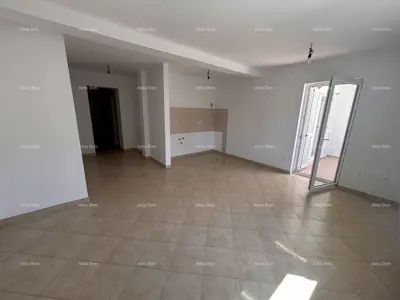 Stan 76 m², Novigrad - 3 spavaće sobe i terasa - 3