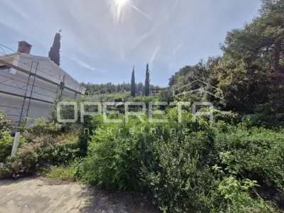 Građevinsko zemljište 338 m² s dozvolom i pogledom na more, otok Korčula - 2