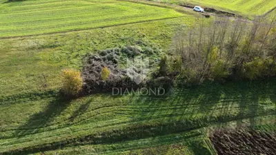 Gračišće, plot 1,665 m² with building permit