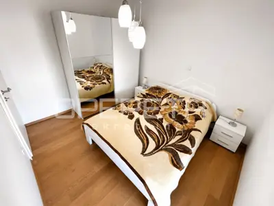Dvosoban stan s garažom i pogledom na more – Sirobuja - 8