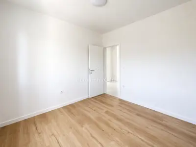 Stan 61,67 m², Novi Vinodolski - 2 sobe, loggia - 9