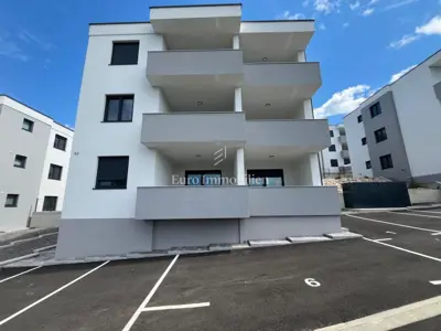 Stan 61,67 m², Novi Vinodolski - 2 sobe, loggia - 14