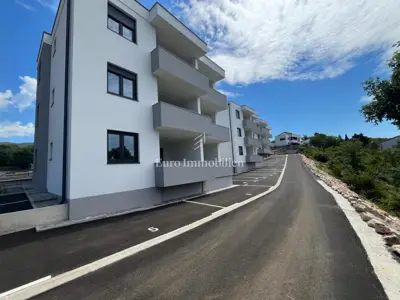 Stan 61,67 m², Novi Vinodolski - 2 sobe, loggia - 15