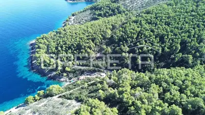 Poljoprivredno zemljiste s kućicom, Vela Luka - nedaleko od mora