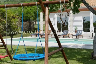 Kuća, Šibenik, 250 m², 950 000 € - 13