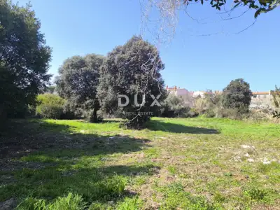 Building plot, Vinkuran - fenced and subdivided