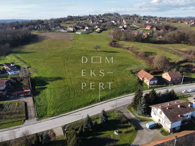 Gračec, großes Baugrundstück mit altem Haus - 17.318 m² - 3