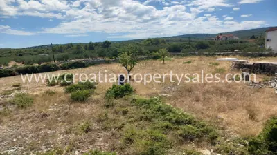 Građevinsko zemljište 1.140 m², otok Brač - 300 m od mora - 6