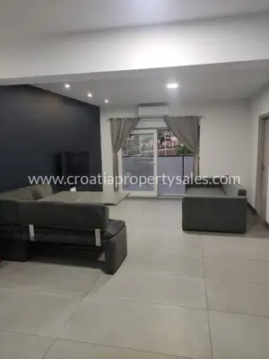 Kuća 172 m², Split - mirno naselje i bazen - 6