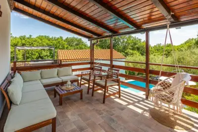 Häuser auf der Insel Krk, Vrbnik - Pool und Grill - 17