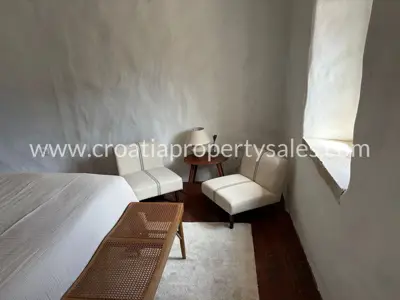 Steinhaus, Insel Hvar, renoviert und möbliert - 7