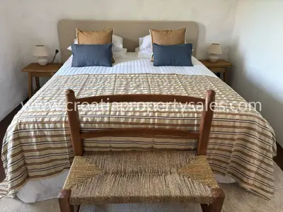 Steinhaus, Insel Hvar, renoviert und möbliert - 9