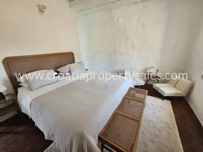 Steinhaus, Insel Hvar, renoviert und möbliert - 6
