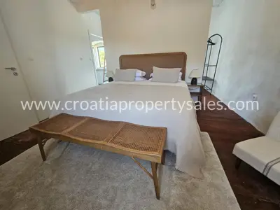 Steinhaus, Insel Hvar, renoviert und möbliert - 5