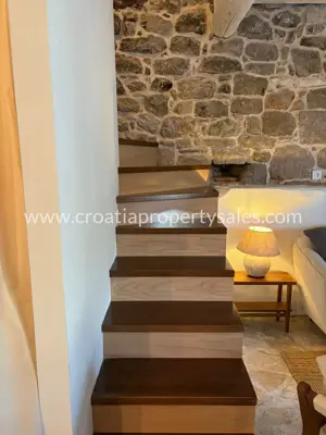 Steinhaus, Insel Hvar, renoviert und möbliert - 16