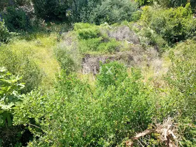 Bauland 622 m², Lun - leichte Hanglage und Trockenmauern - 2