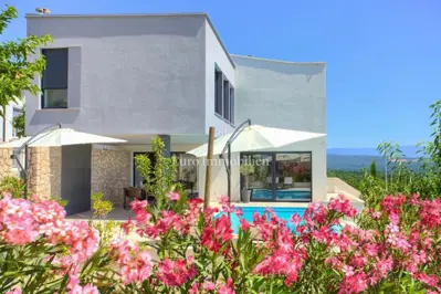 Villa 223 m², Krk - Pool und Meerblick - 3