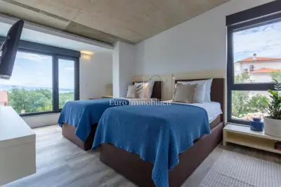 Villa 223 m², Krk - Pool und Meerblick - 18