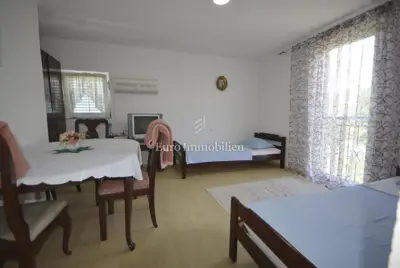 Kuća 288 m², Baška na otoku Krku - 5 apartmana - 14