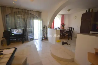Kuća 288 m², Baška na otoku Krku - 5 apartmana - 4