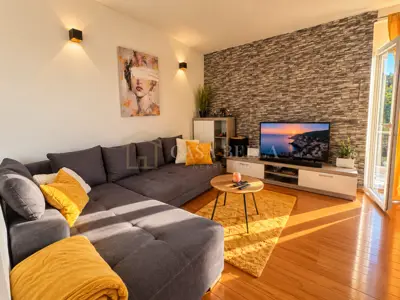Apartment 53 m², Kostrena - Martinšćica, terrace and cellar