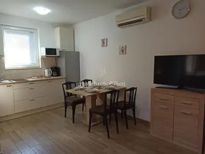Apartment house 500 m², Malinska - sea view - 10