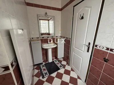 House for sale in Martinkovac, 238,5 m² - 13