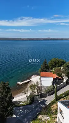 House 160 m², Maslenica - 1st row to the sea - 3