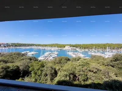 Luksuzni stanovi sa pogledom na Marina Veruda!