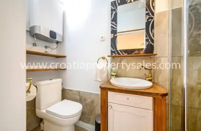 Kuća u Šibeniku, centar - 3 apartmana uz katedralu - 5