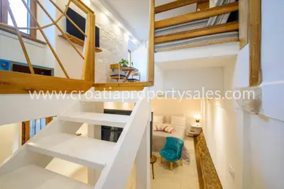Kuća u Šibeniku, centar - 3 apartmana uz katedralu - 3