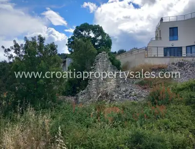 Haus, Brač, 90 m², 195 000 € - 4