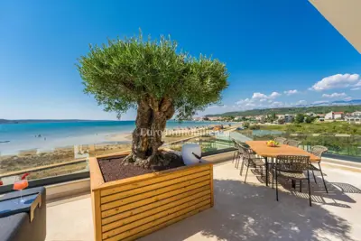 Villa 316 m², Ljubač - first row to the sea and sandy beach - 14