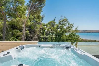 Villa 316 m², Ljubač - first row to the sea and sandy beach - 12