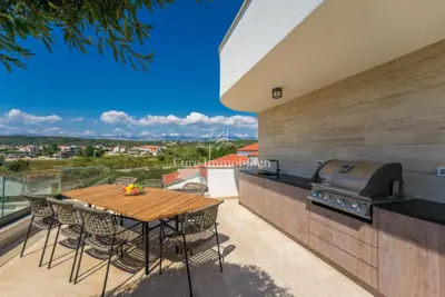 Villa 316 m², Ljubač - first row to the sea and sandy beach - 17