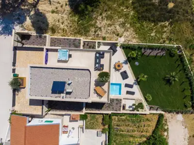 Villa 316 m², Ljubač - first row to the sea and sandy beach - 6