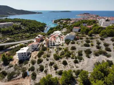 Baugrundstück 357 m², Primošten - 400 m vom Meer - 12