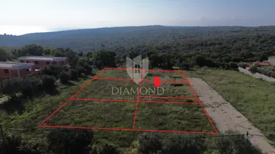 Land plot for sale in Marčana - 2