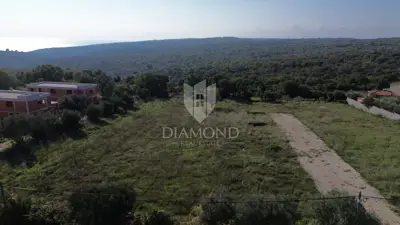 Land plot for sale in Marčana