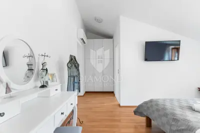 Haus zum Kauf in Pićan, 450 m² - 20