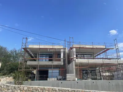 Haus zum Kauf in Njivice, 268 m² - 15