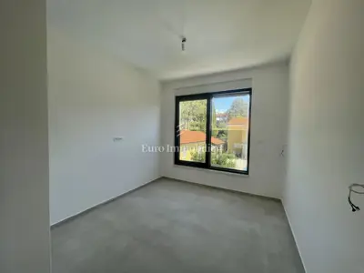 Haus zum Kauf in Njivice, 268 m² - 10