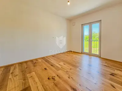House 125 m², Umag - 3 bedrooms, terrace - 13