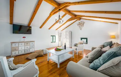 Villa 280 m², Barban - Pool und Grundstück 17.500 m² - 11